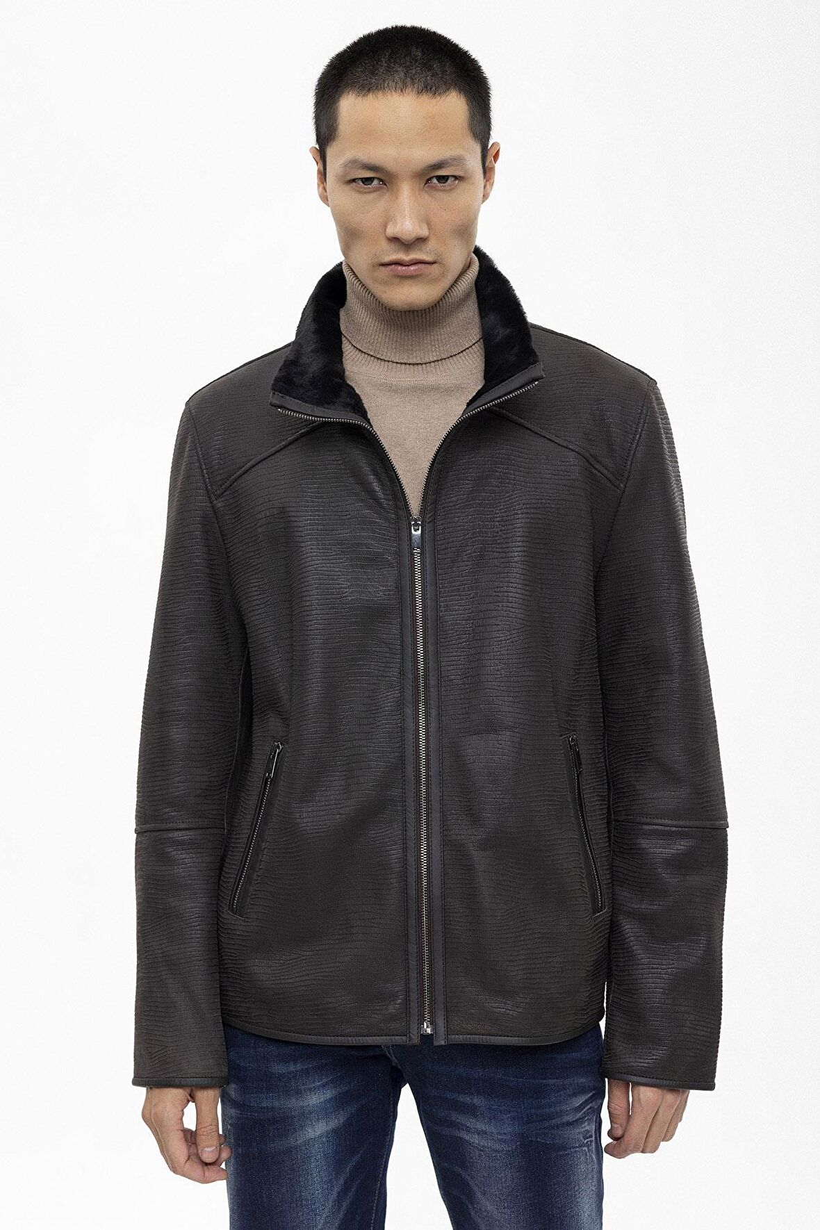 Kahve İçi Kahve Tüylü Fermuarlı Sıcak Tutan Kroko Baskı Hakiki Kürk Erkek Kaban