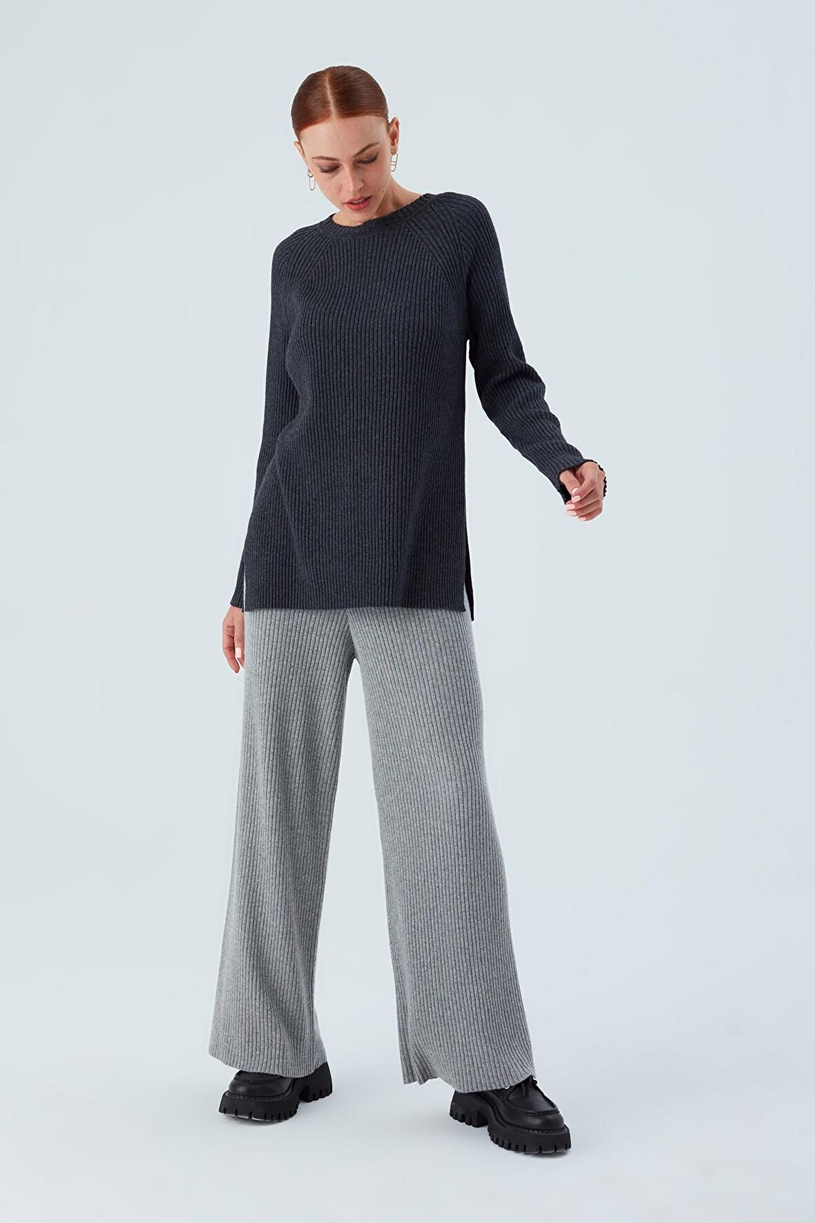 Peraluna Yırtmaçlı Bol Kesim Kaşmir Karışım Kadın Triko Kazak Antrasit Melanj