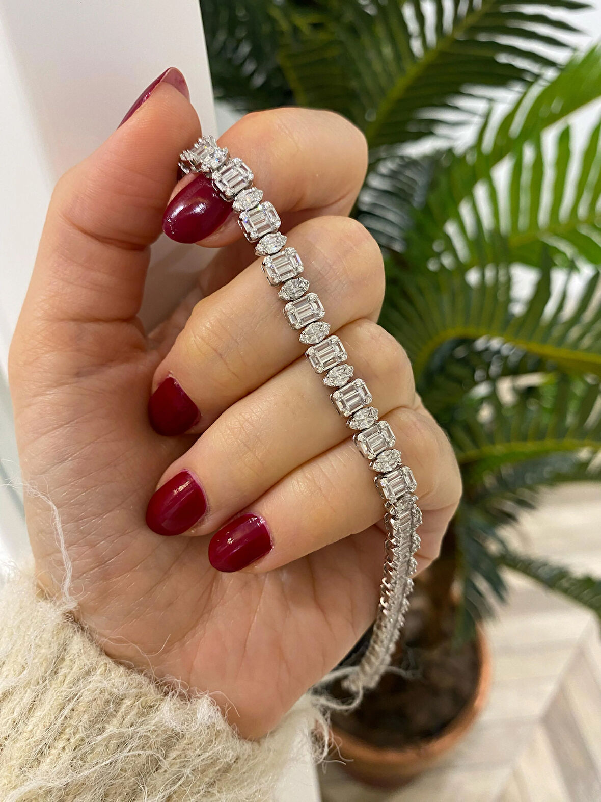 Kadın Gümüş İthal Baget Taşlı Tasarım Bileklik