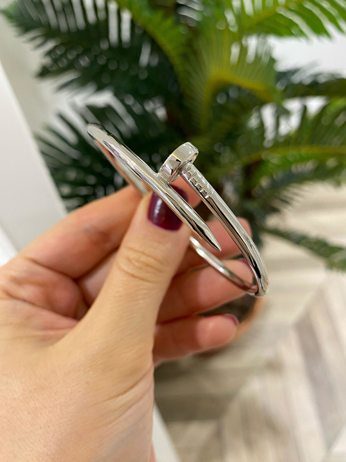 Kadın Gümüş İthal Taşsız Kalın Çivi Bileklik