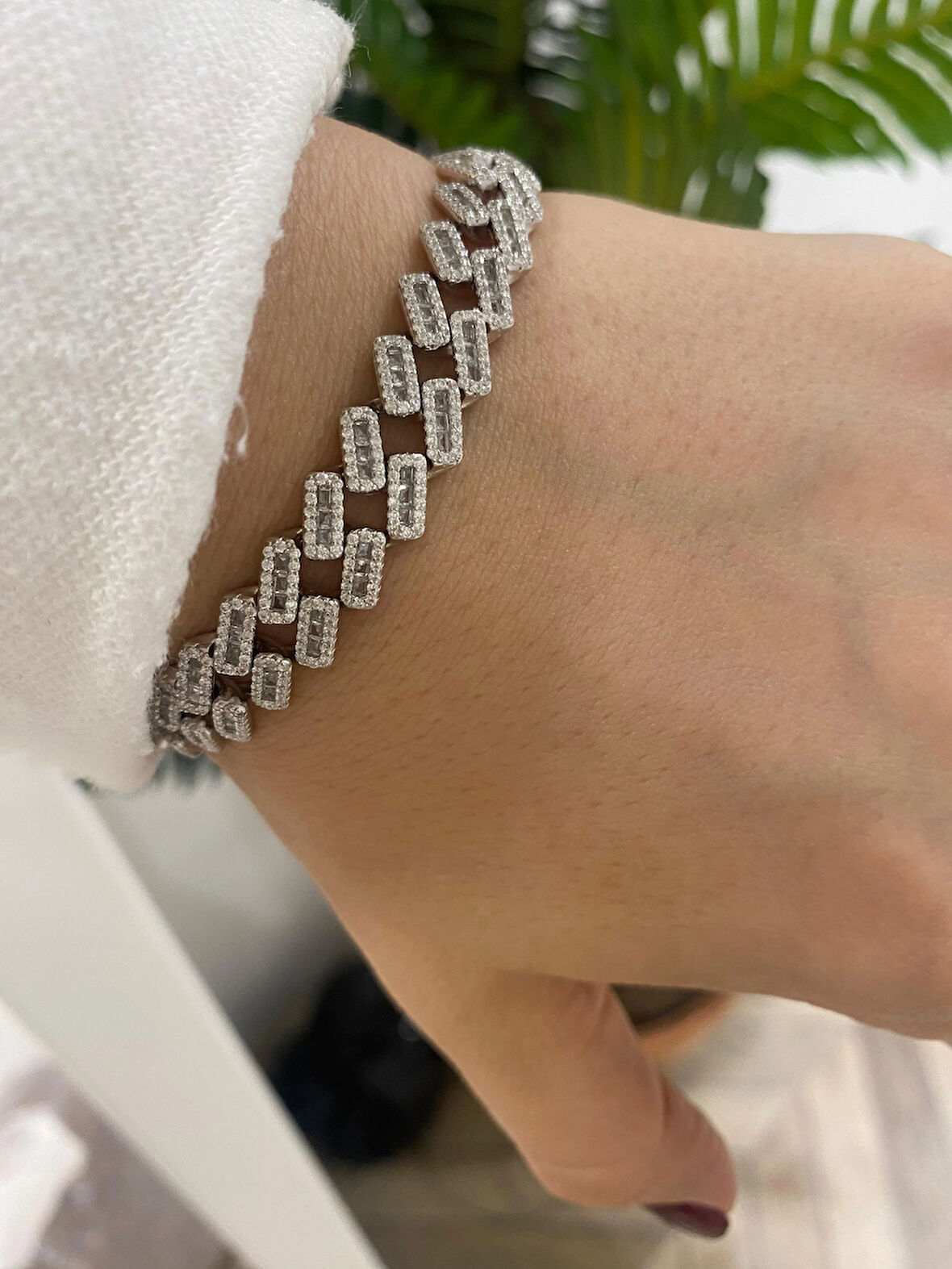 Kadın Gümüş Baget Taşlı Gurmet Bileklik