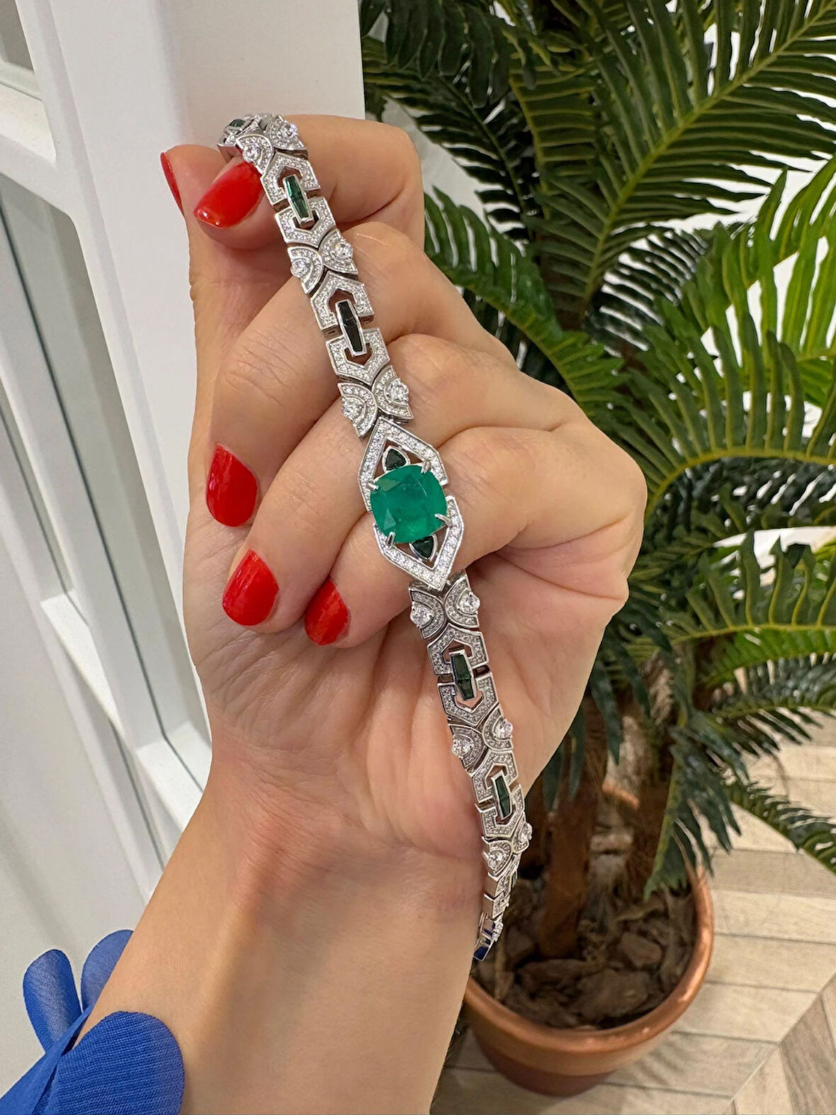 Kadın Gümüş Zirkon Taşlı Bileklik