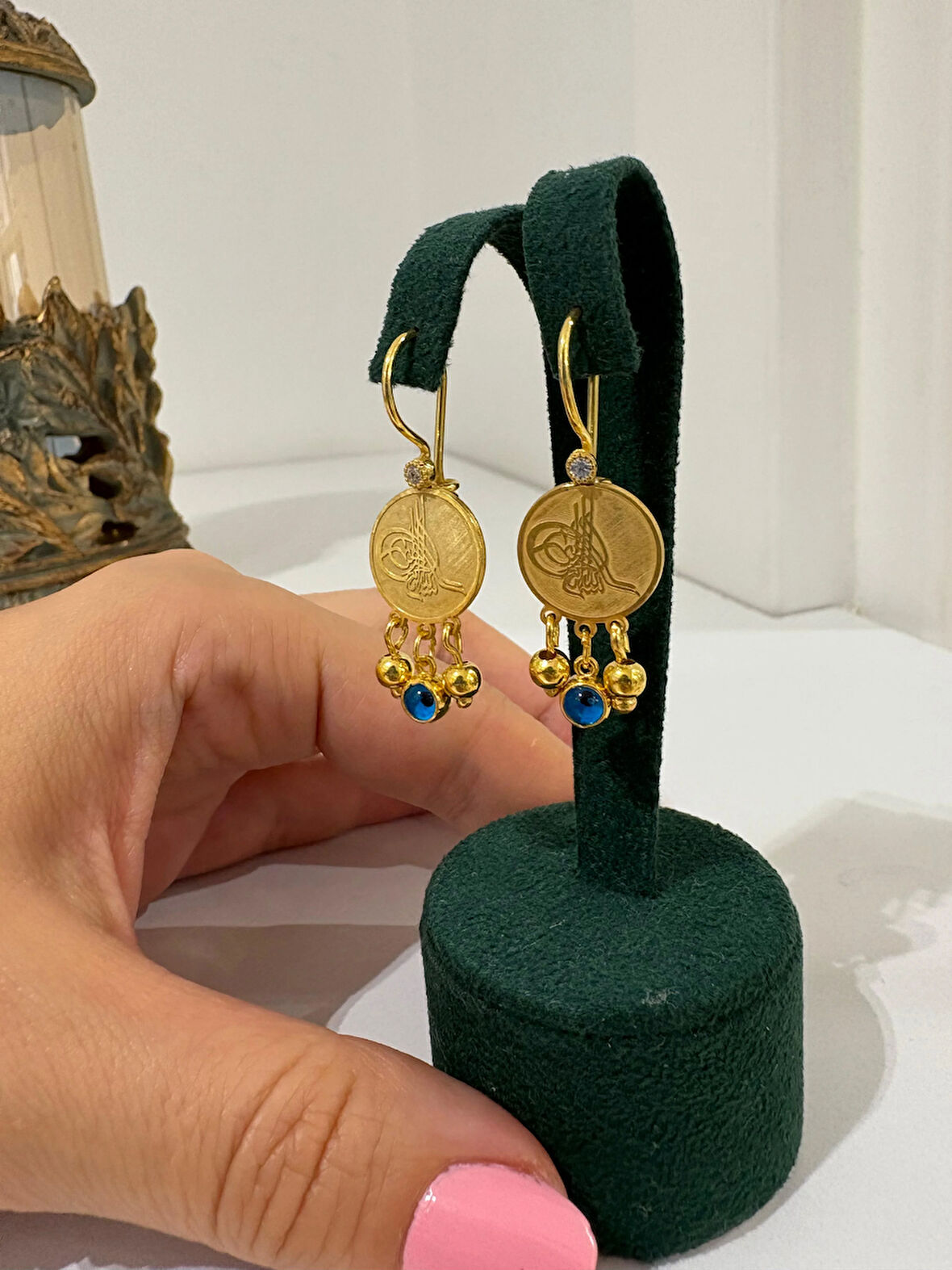 Kadın Gümüş Camgöz Tuğralı El İşçiliği Küpe