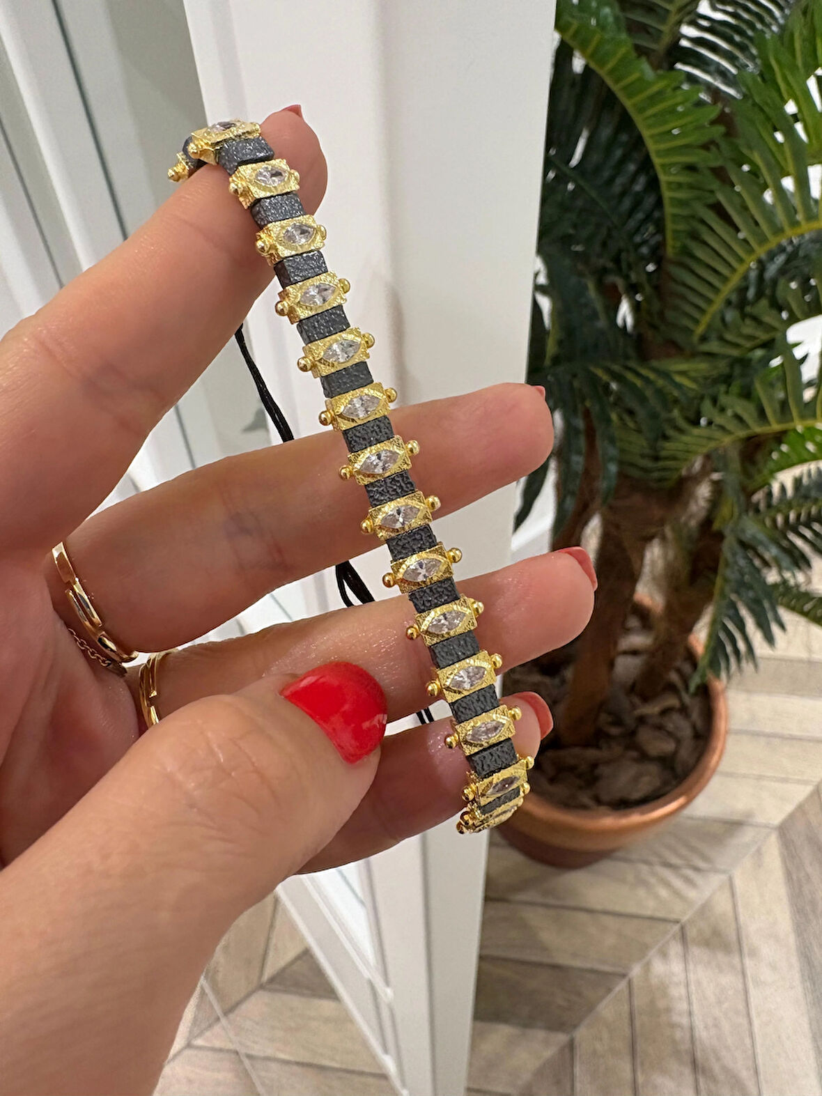 Kadın Gümüş Zirkon Taşlı İp Bileklik