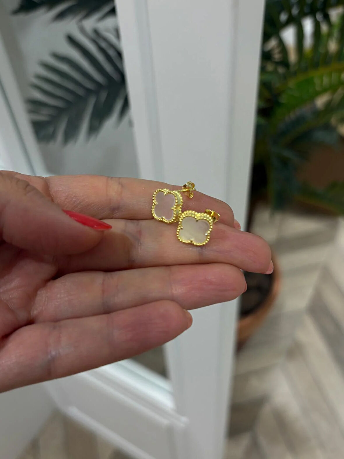 Kadın Gümüş Sedefli Yonca Küpe