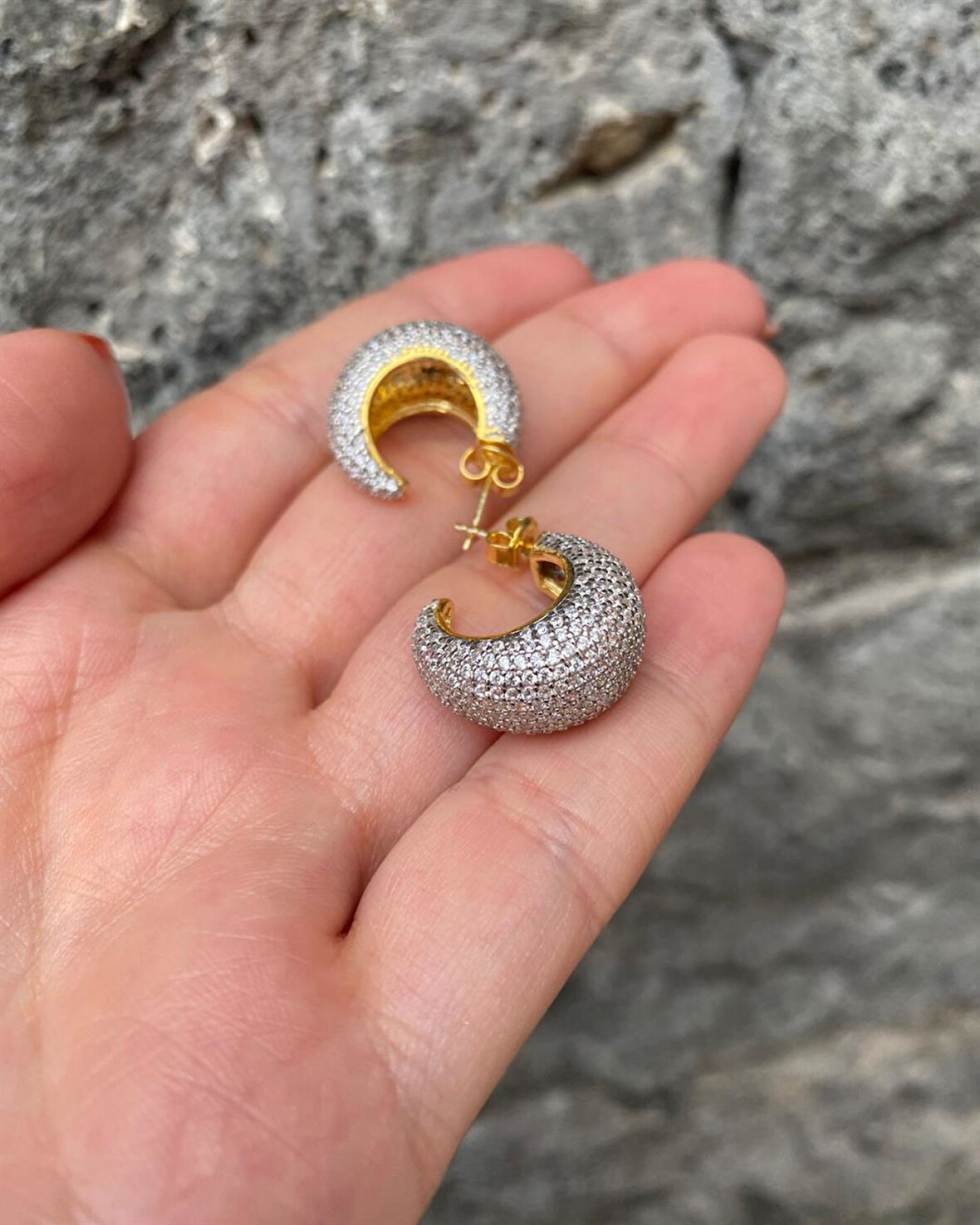 Kadın Gümüş Zirkon Taşlı Halka Küpe