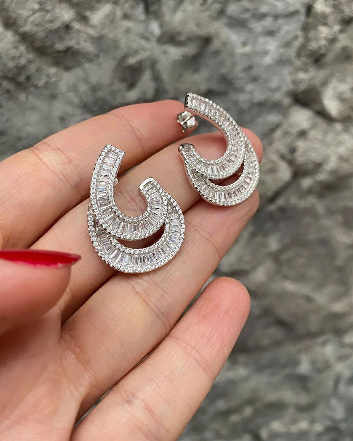 Kadın Gümüş İthal Tasarım Küpe 2247