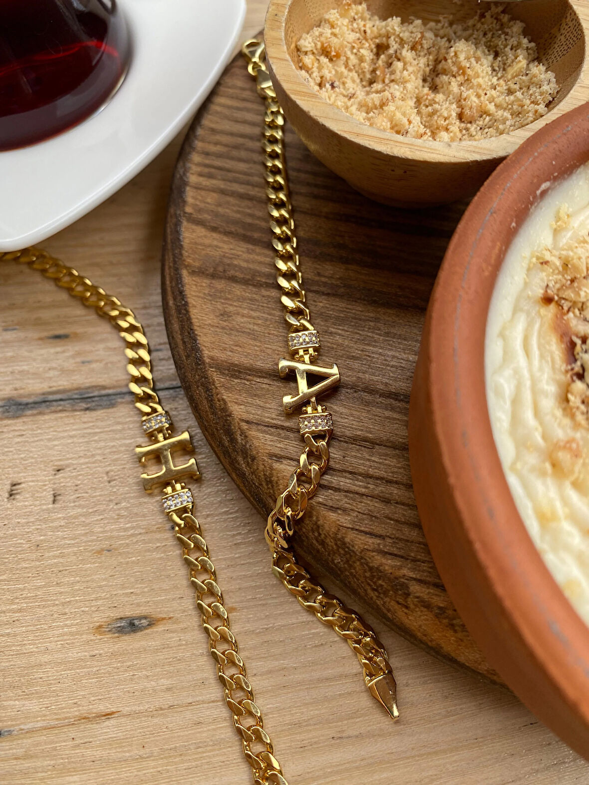 Kadın Gümüş Gold Harfli Zincir Bileklik