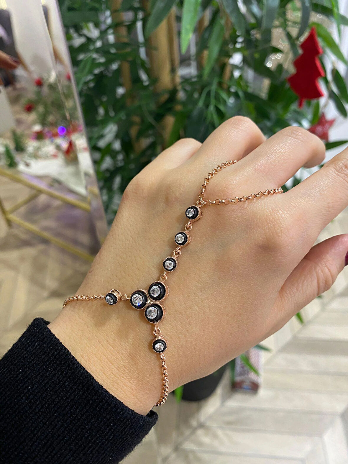 Kadın Gümüş Elmas Montür Şahmeran