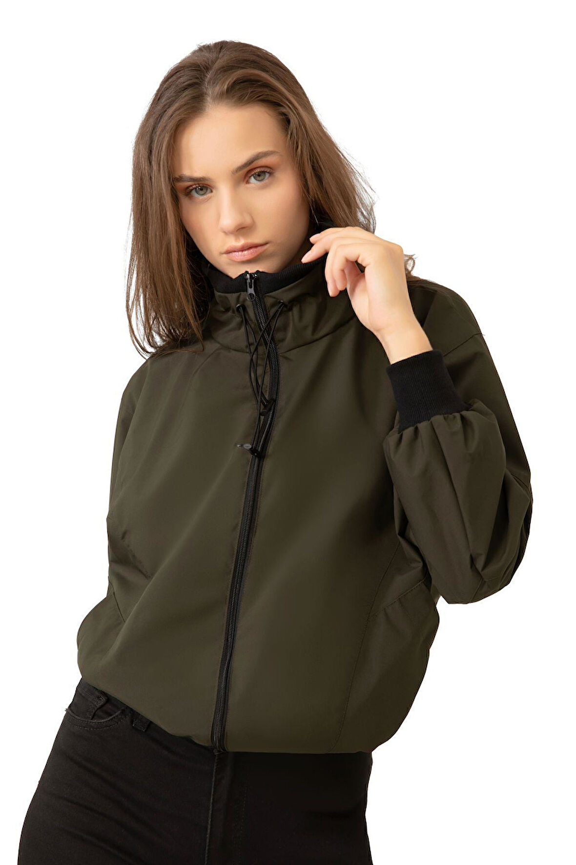 Kadın Dik Yaka Su ve Rüzgar Geçirmez Oversize Crop Mevsimlik Yağmurluk Rüzgarlık