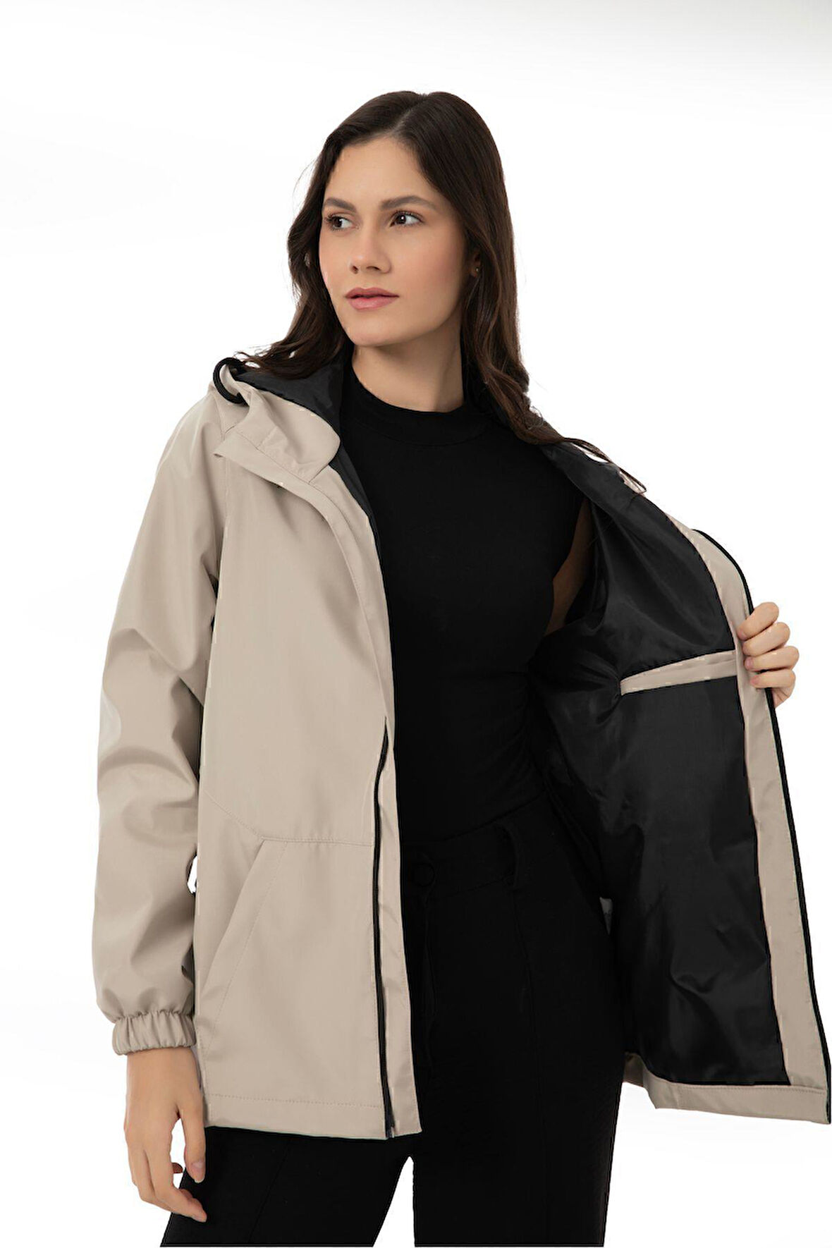 Spor Kadın Astarlı Su Geçirmez Ve Rüzgara Dayanıklı Kapüşonlu İç Cepli Mevsimlik Yağmurluk