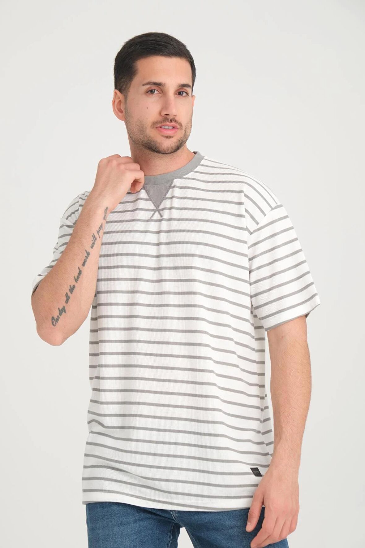 Zarf Yaka Detaylı Çizgili Oversize T-Shirt - Mint Yesili