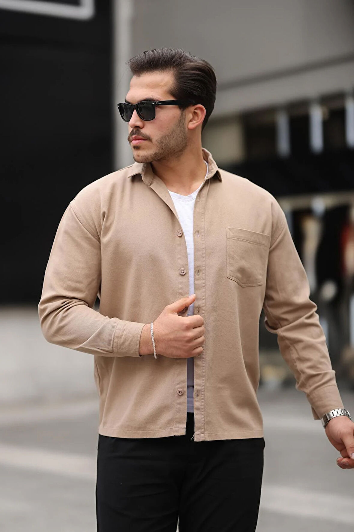 Tek Cepli Oversize Gabardin Kumaş Erkek Gömlek - Bej