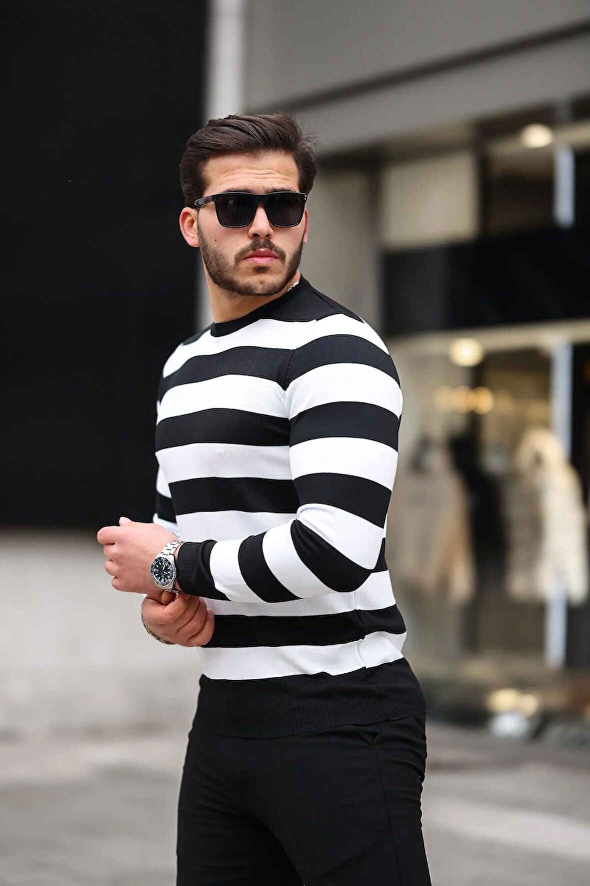 Örme Çizgili Bisiklet Yaka İnce Triko Erkek Kazak - Siyah