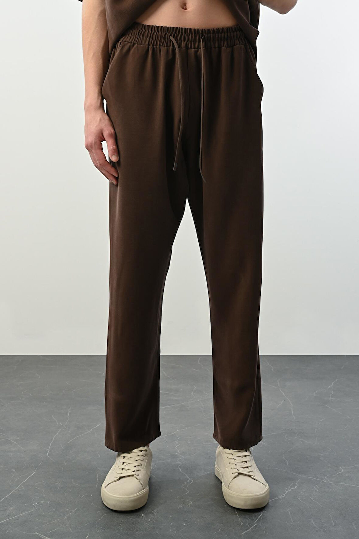 Soft Touch Kumaş Baggy Kalıp Lastikli Erkek Pantolon - Kahve