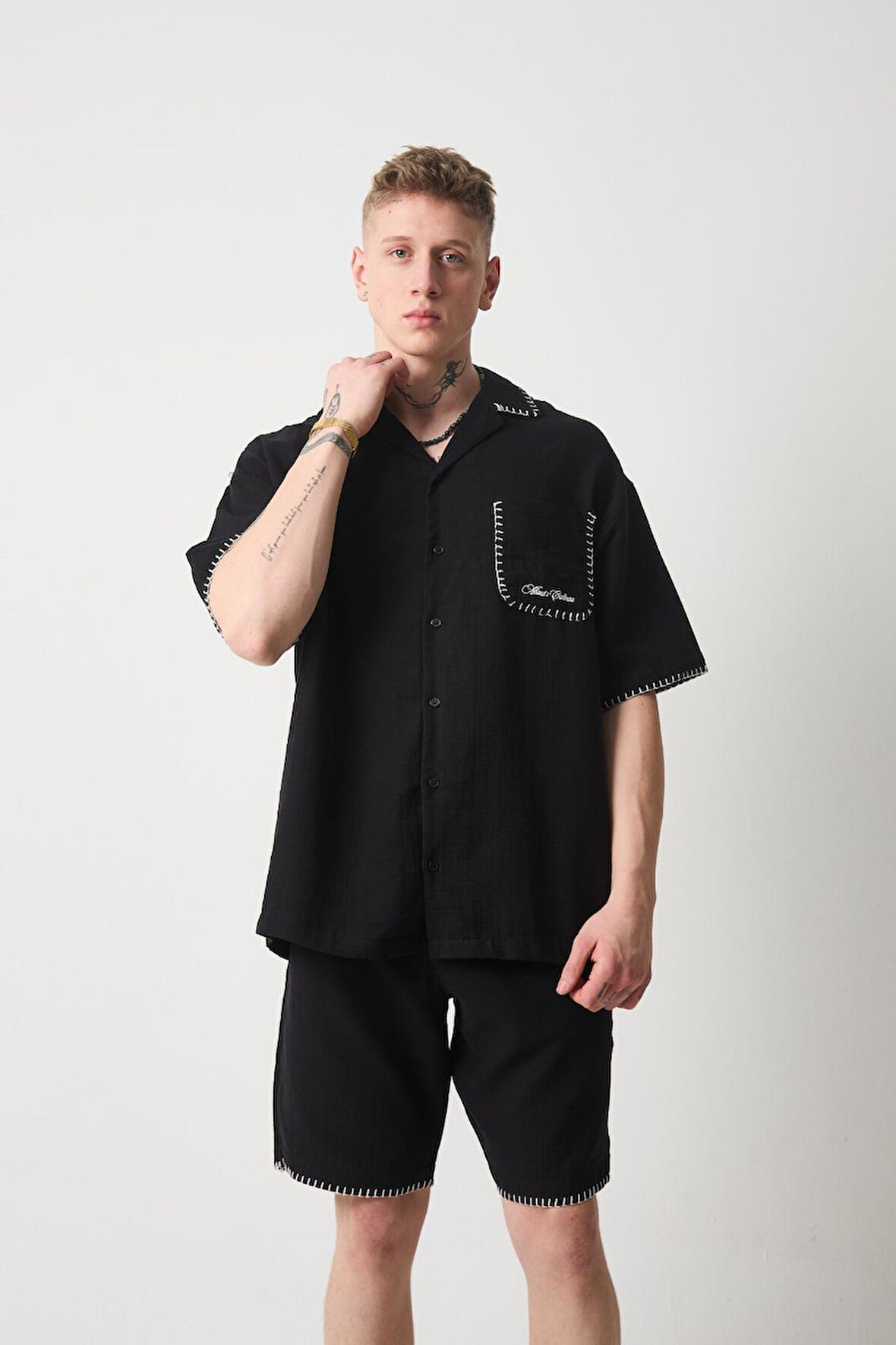 Nakış Detaylı Müslin Kumaş Erkek Takım Şort - Siyah