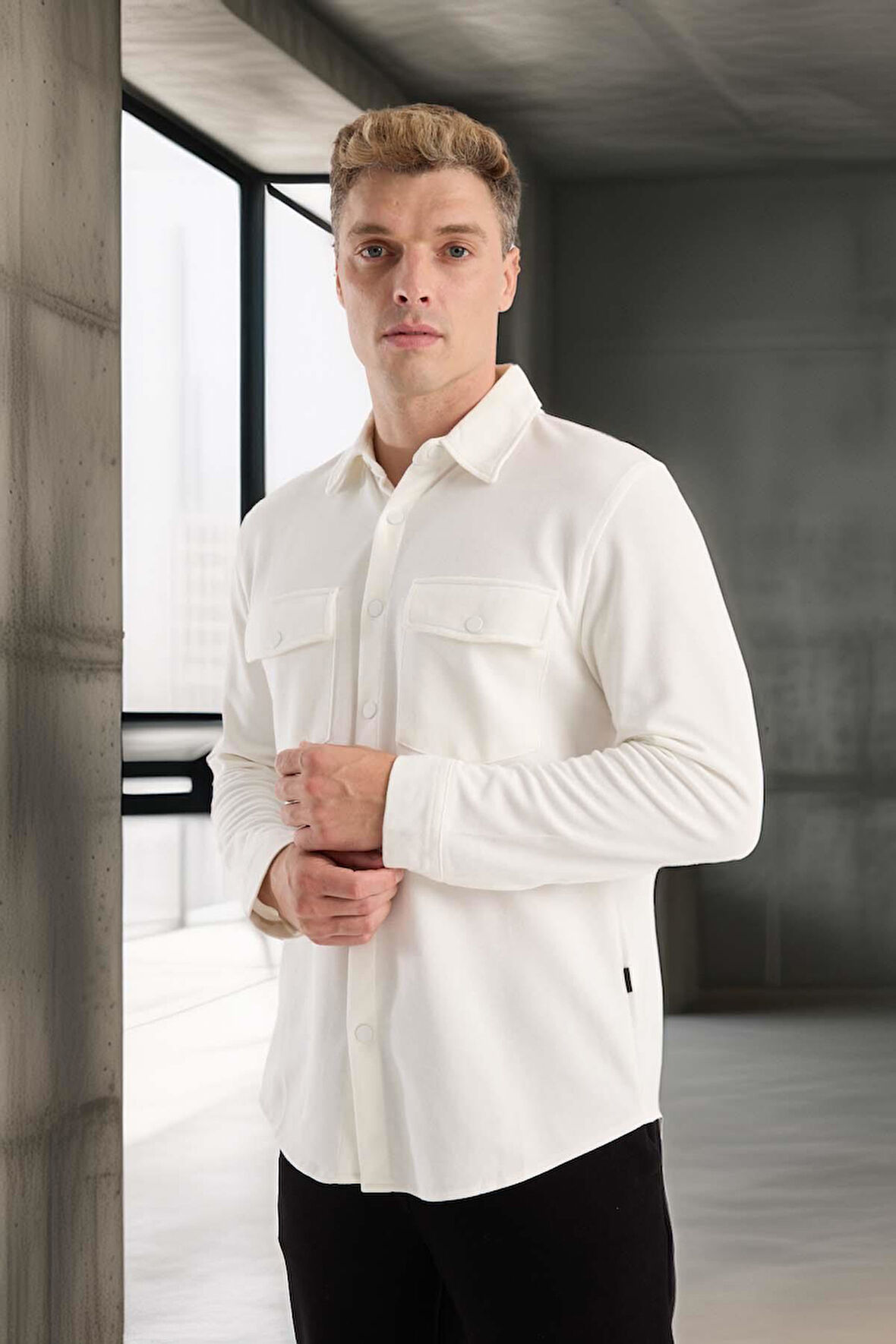 Nova Pike Kumaş Regular Kalıp Çift Cepli Erkek Gömlek - Ekru
