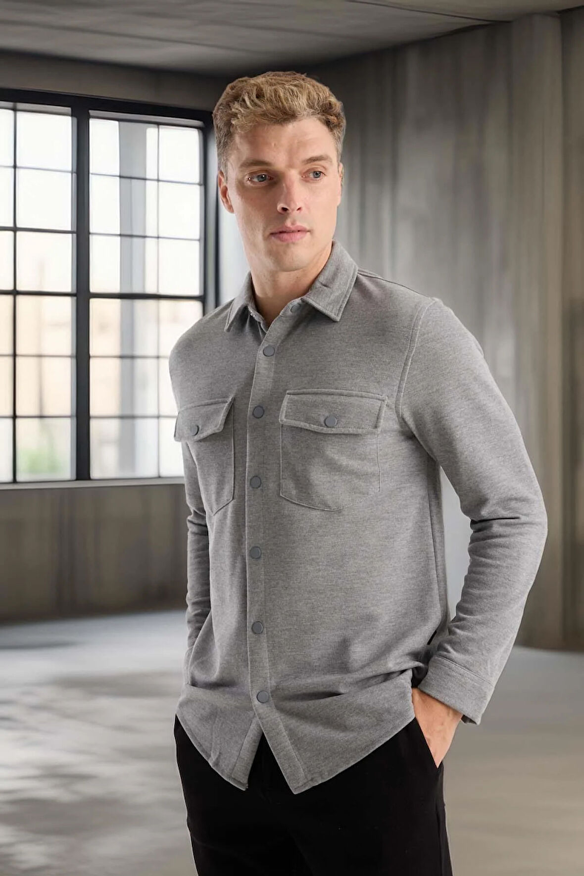 Nova Pike Kumaş Regular Kalıp Çift Cepli Erkek Gömlek - Füme