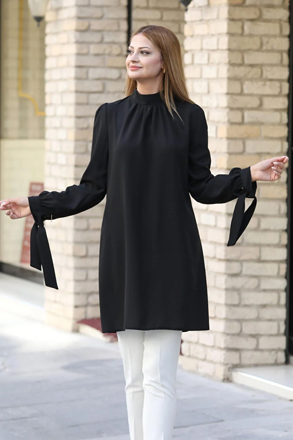 Esila Tesettür Tunik Siyah