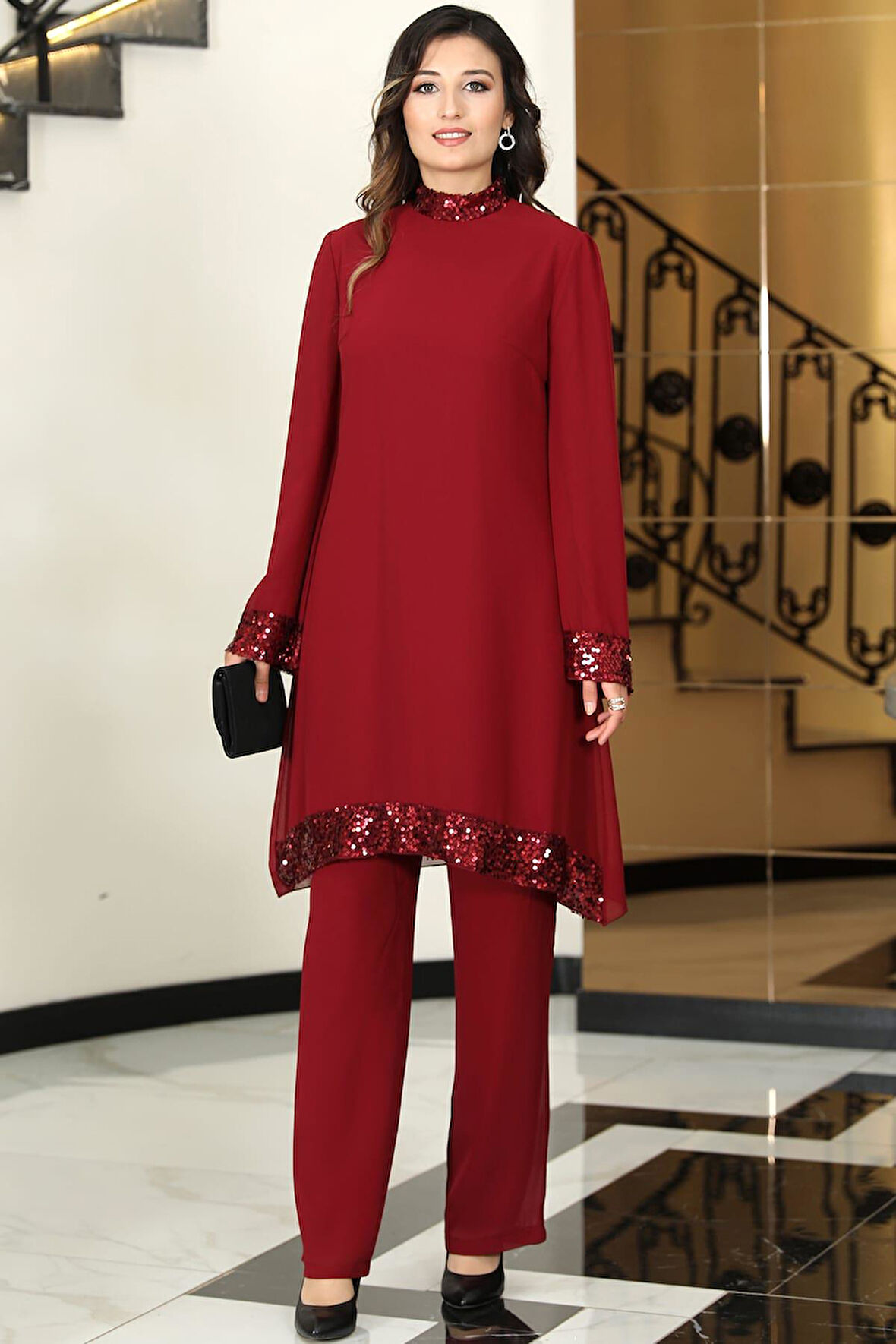 Umay Şifon Tesettür Takım Kırmızı