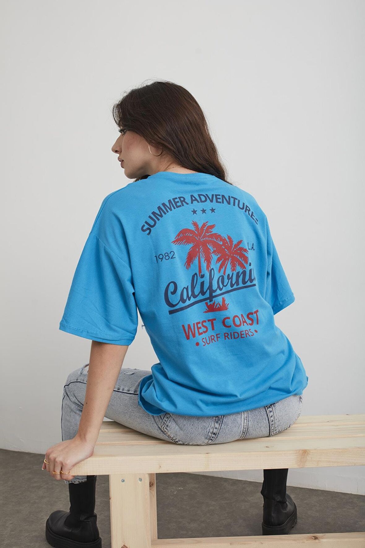 Unisex Oversize California Baskılı Salaş Kesim T-shirt