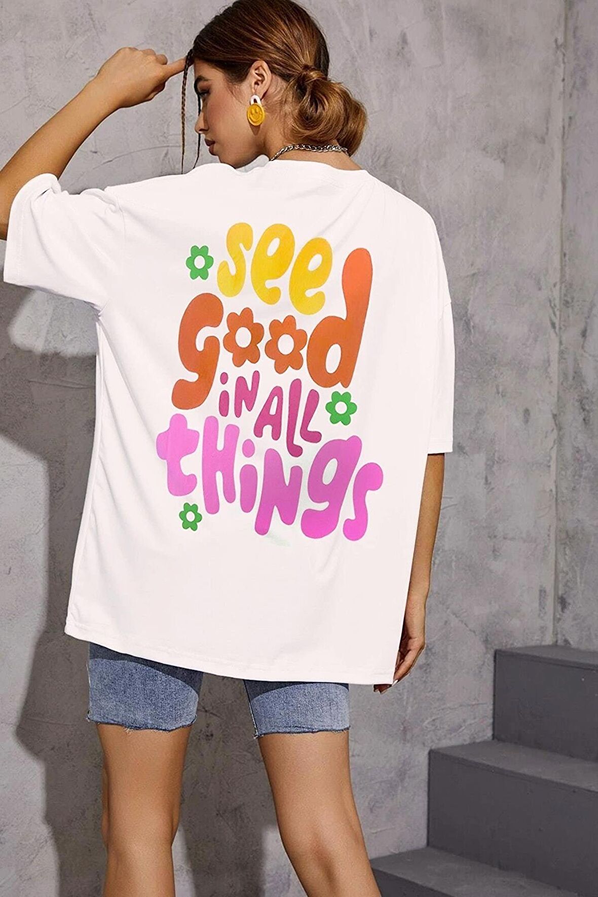 Kadın See Good In All Things Baskılı Oversize T-shirt