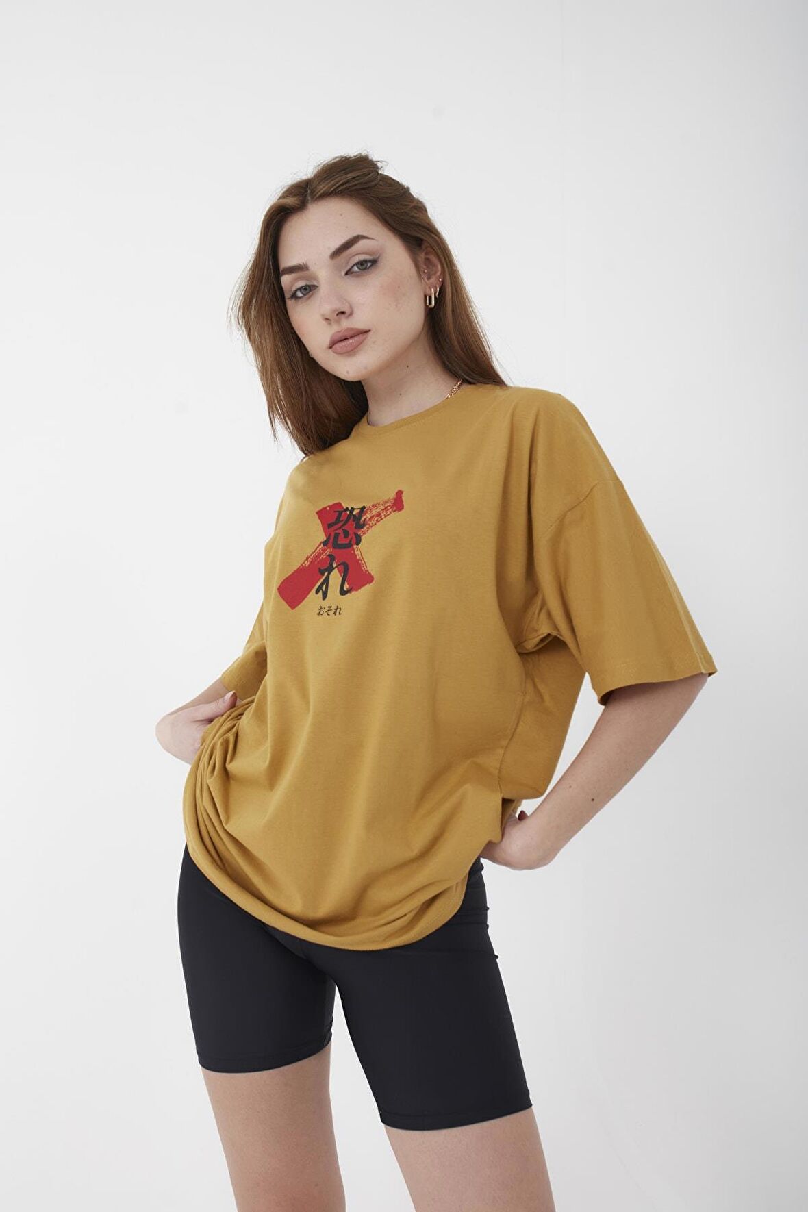 Unisex Oversize Osaka Baskılı Salaş Kesim T-shirt