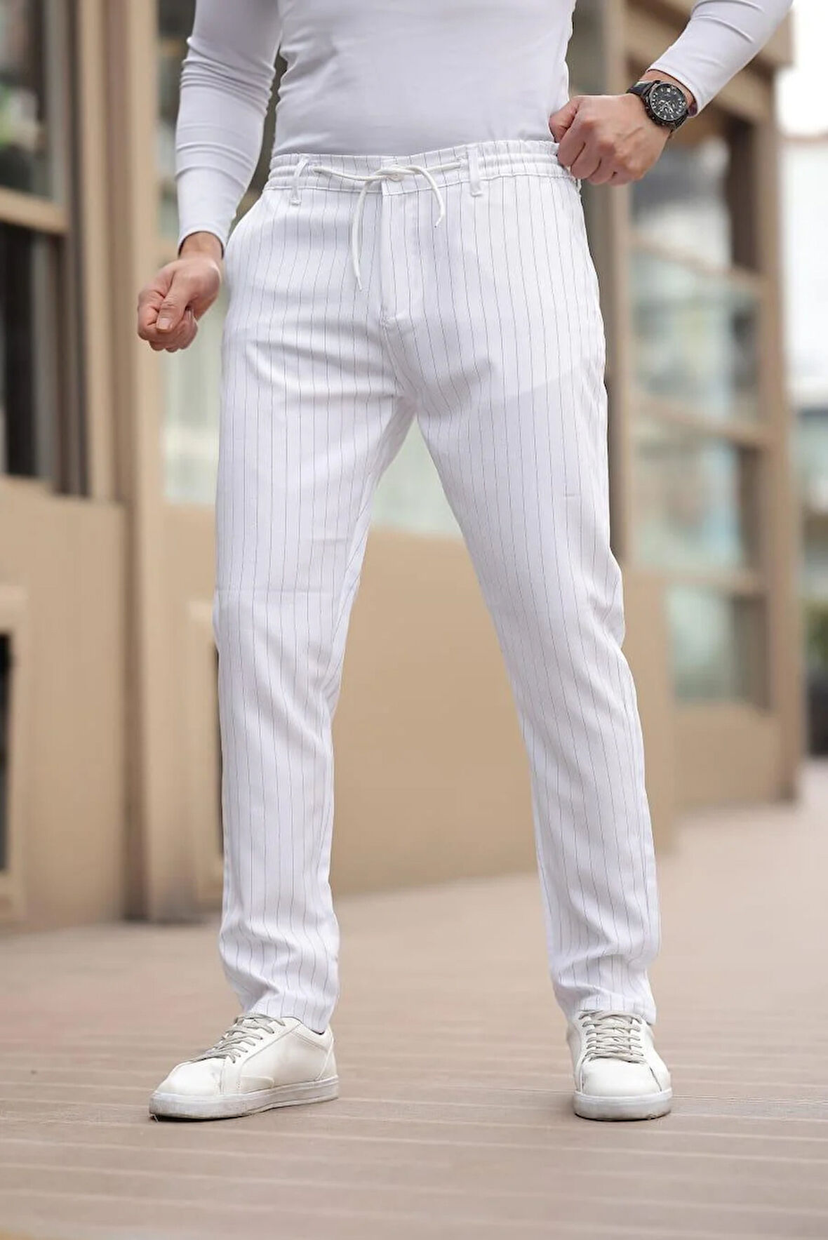 Çizgili Kumaş Beyaz Jogger Pantolon