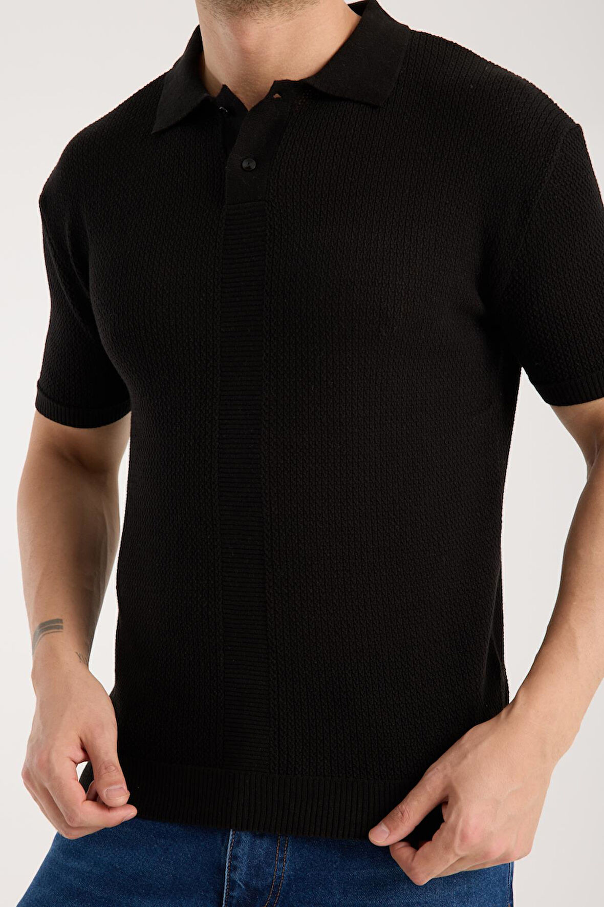 Erkek Polo Yaka Düz Dokulu Siyah Kısa Kollu Triko Tişört