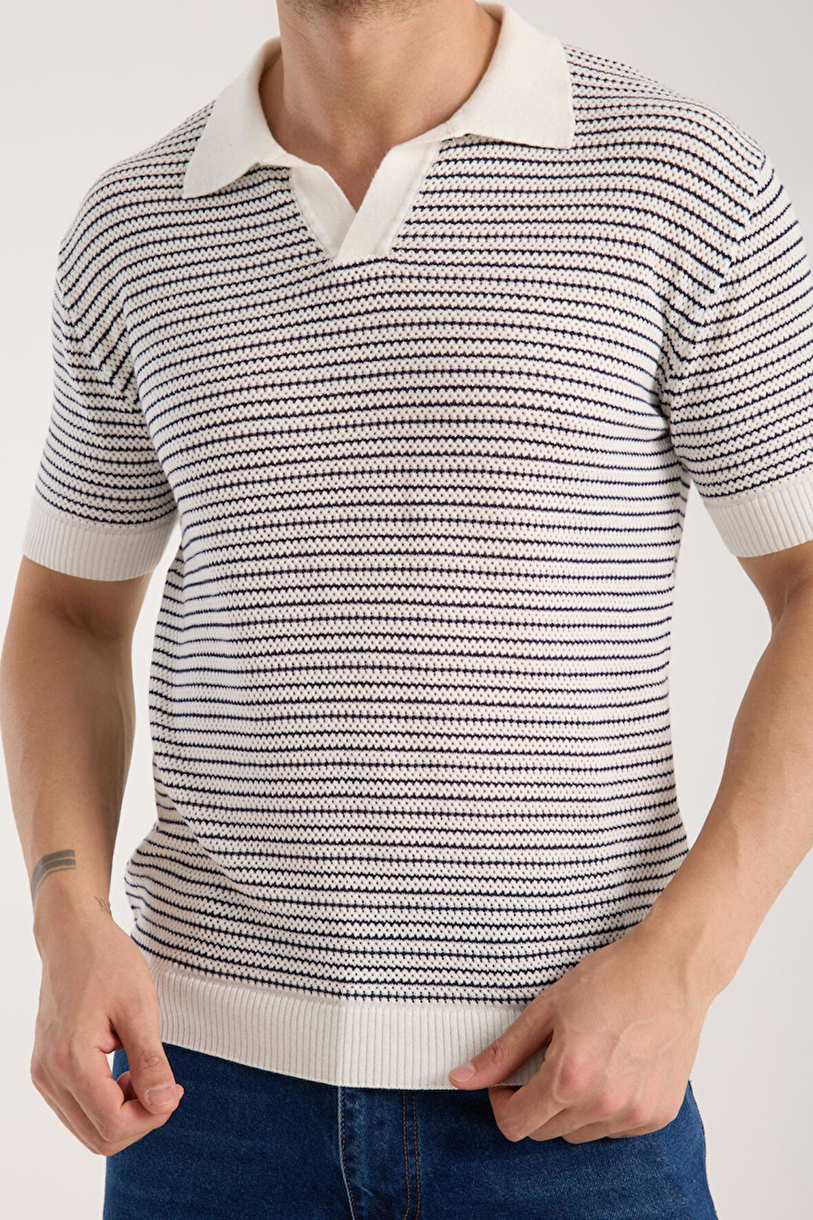 Erkek Polo Yaka Links  Örgü Dokulu Beyaz Kısa Kollu Triko Tişört