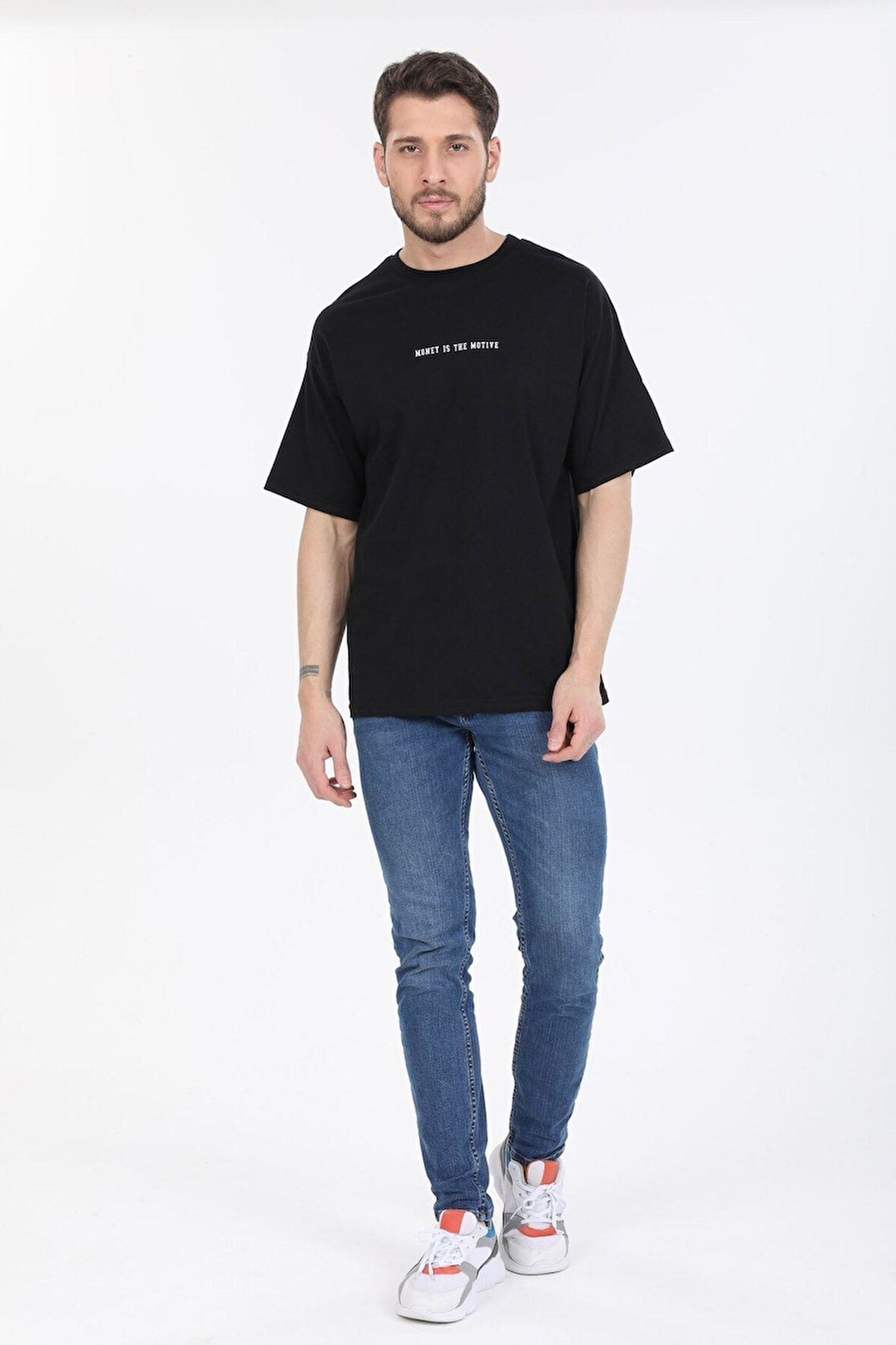 Oversize Hırsız Desenli Siyah T-shirt