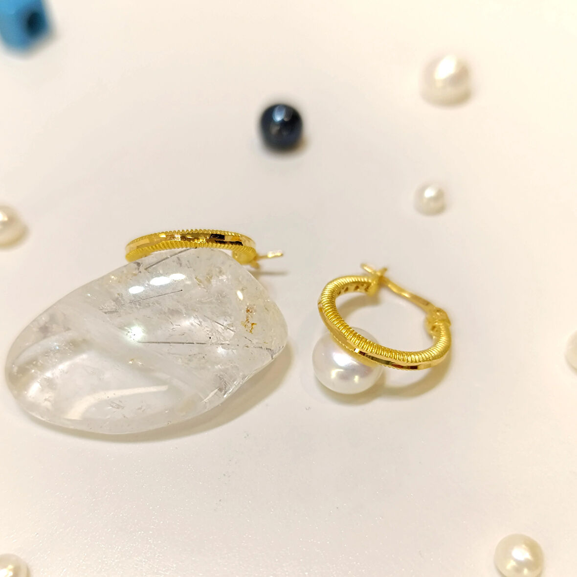 16.6mm Oluklu Ajda Halka Küpe 22 Ayar Altın HD VİDEOLU