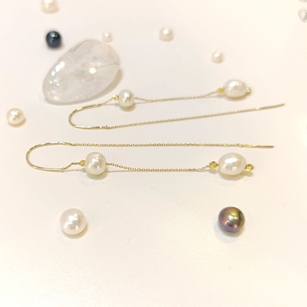 İnci Dorika Toplu Sallanan Zincir Küpe 14 Ayar Altın HD VİDEOLU