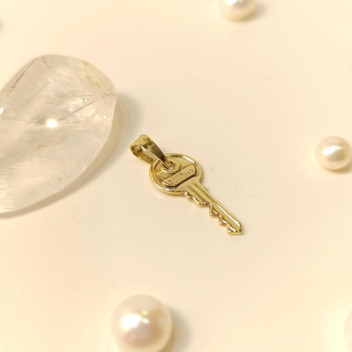 Mini Anahtar Kolye 14 Ayar  Altın HD VİDEOLU