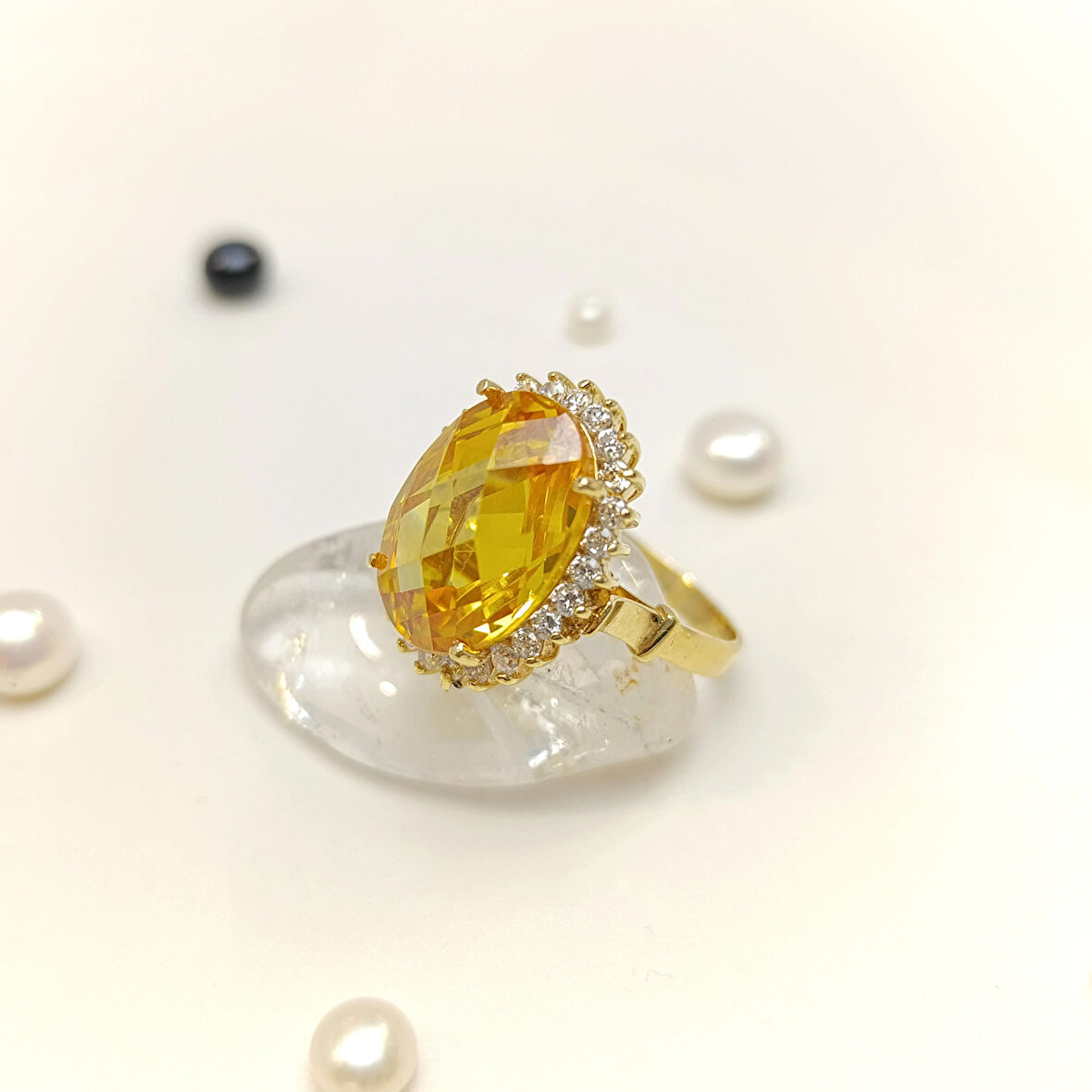 Sitrin Sarısı Taşlı Yüzük 14 Ayar Altın HD VİDEOLU