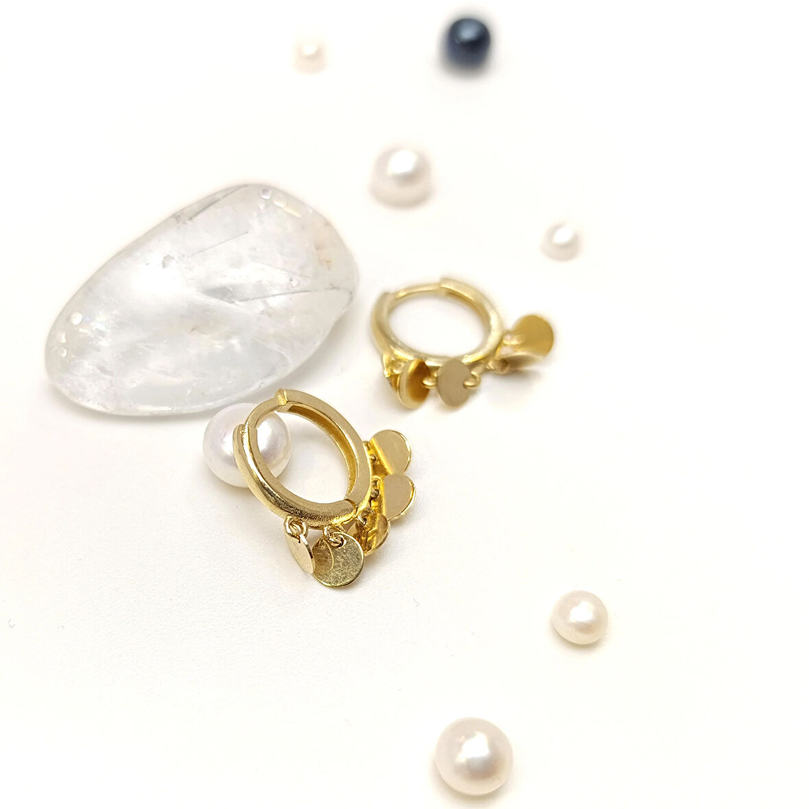 Pullu Halka Küpe 14 Ayar Altın HD VİDEOLU