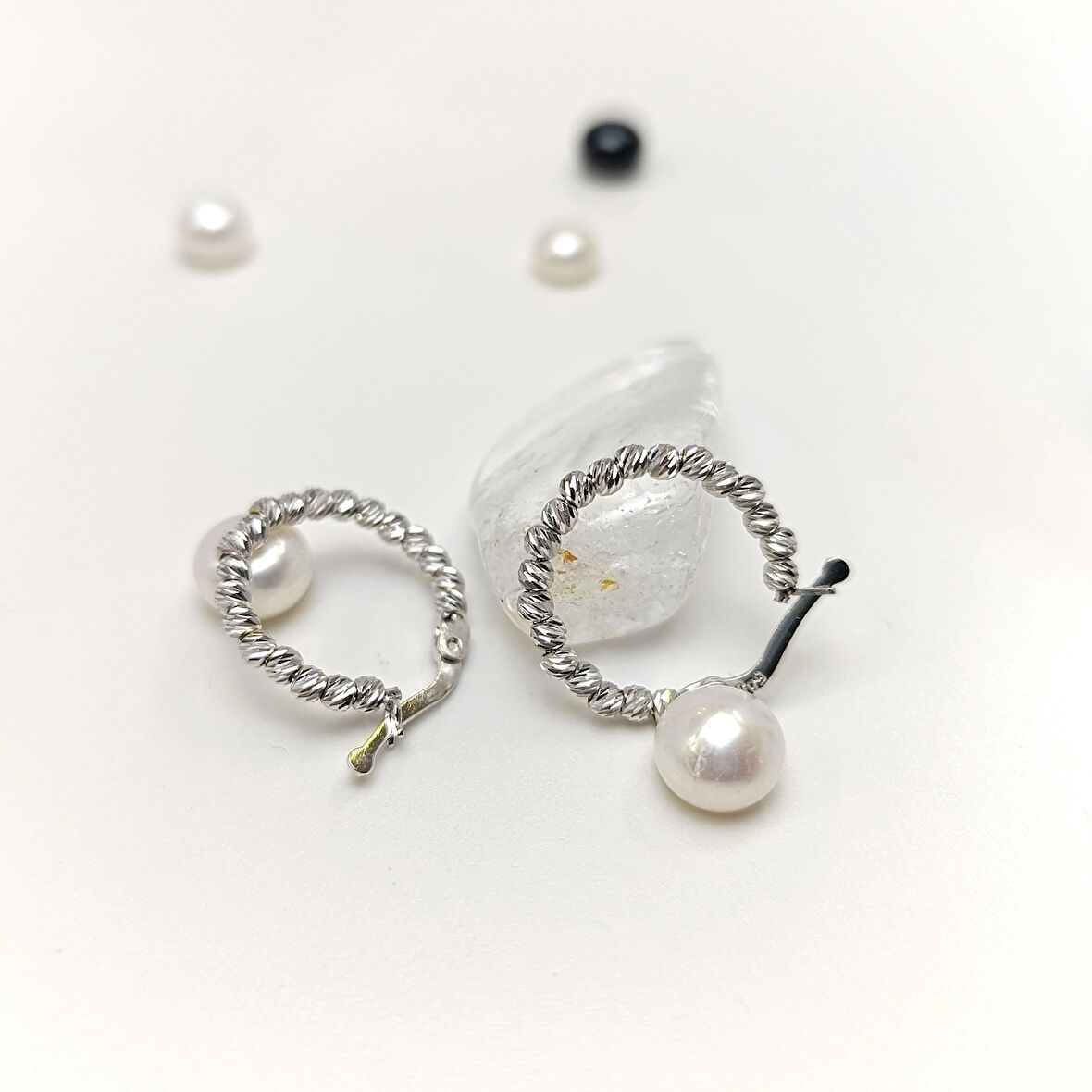 Dorika Toplu Halka Küpe 14 Ayar Altın HD VİDEOLU