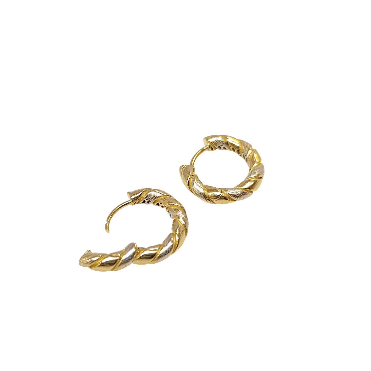 18.6mm Burgu Halka Küpe 14 Ayar Altın HD VİDEOLU