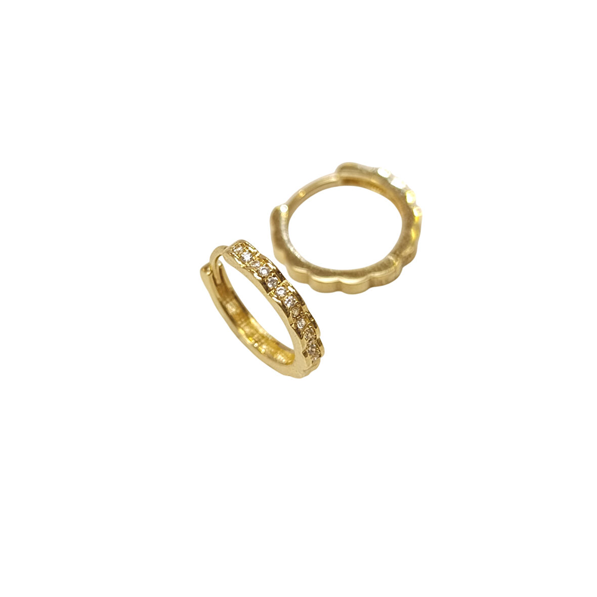 14.5mm Su Yolu Halka Küpe 14 Ayar Altın HD VİDEOLU