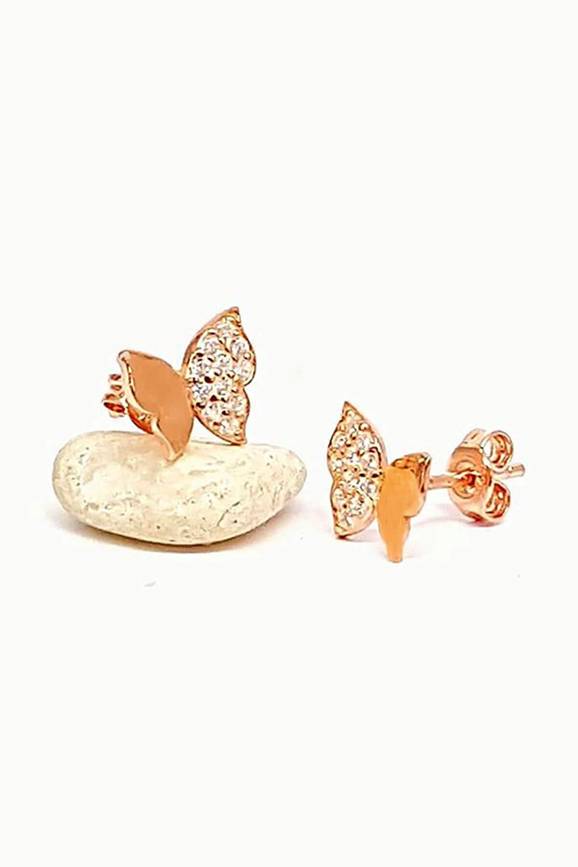Zirkon taşlı kelebek figürlü gümüş üzerine rose altın kaplama küpe