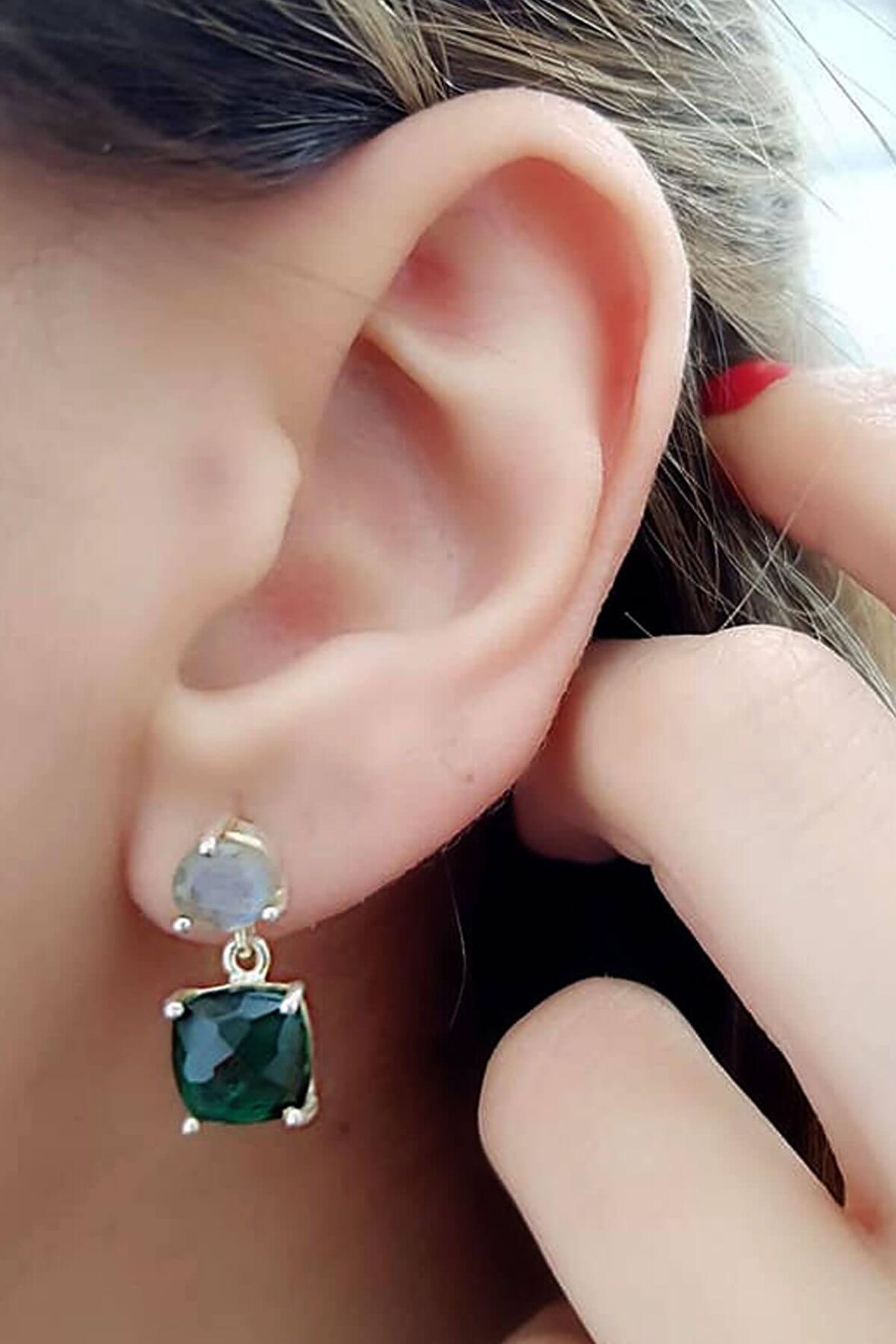 Rutil kuvars ve yesil zirkon tasli gumus kupe 