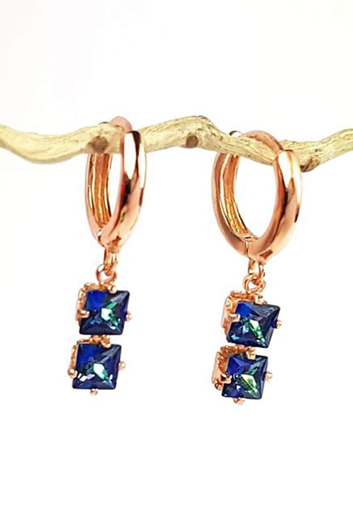 Mistik topaz taşlı gümüş üzerine rose altın kaplama küpe