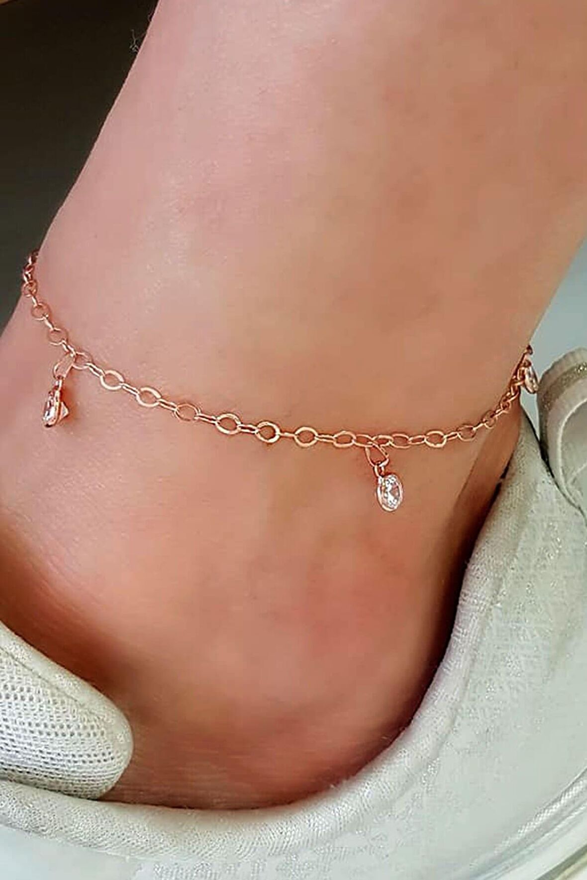 Zirkon taşlı gümüş üzerine rose altın kaplamalı halhal