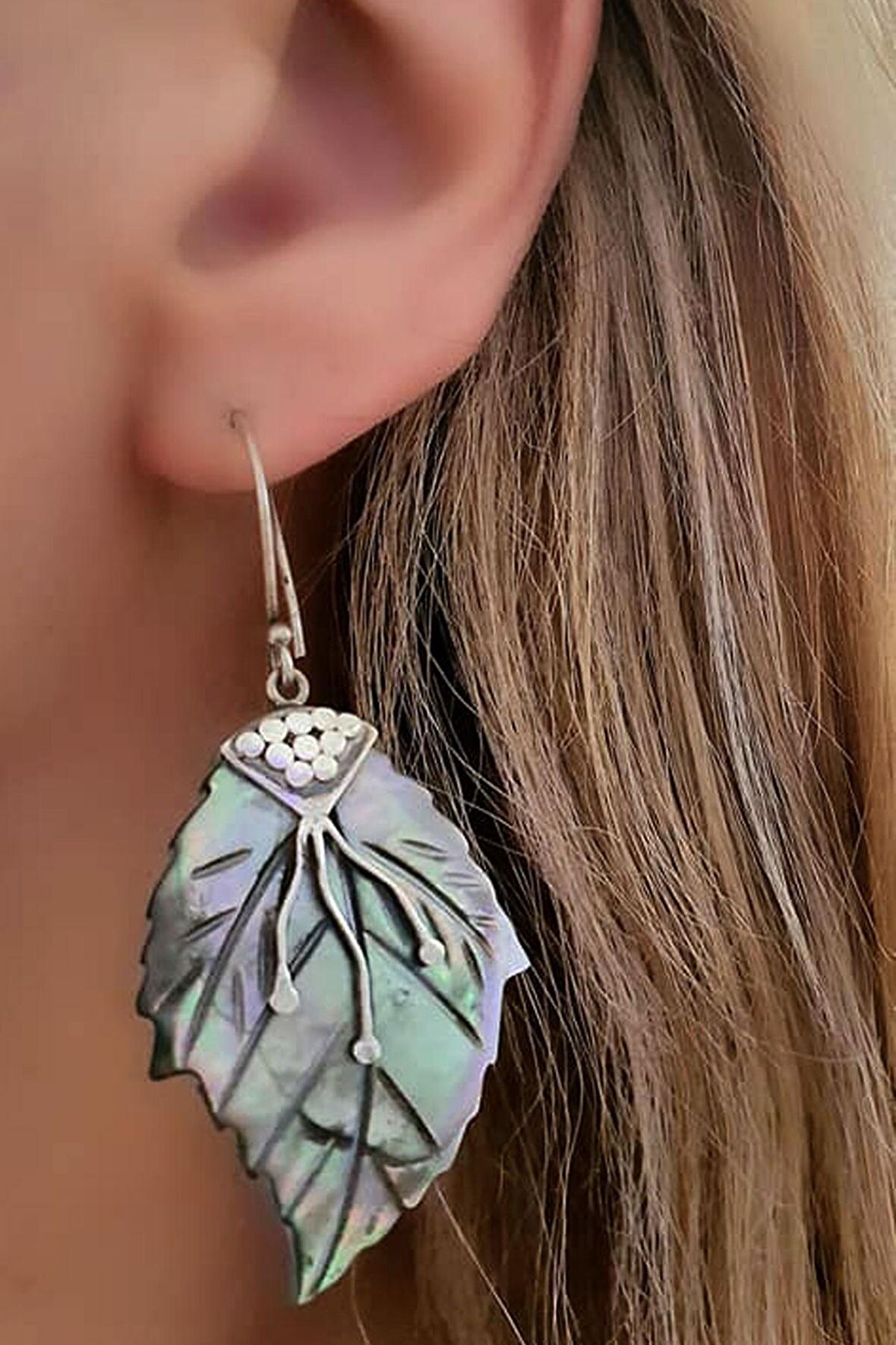 Kaplan sedef el isi tasarim gümüş küpe 