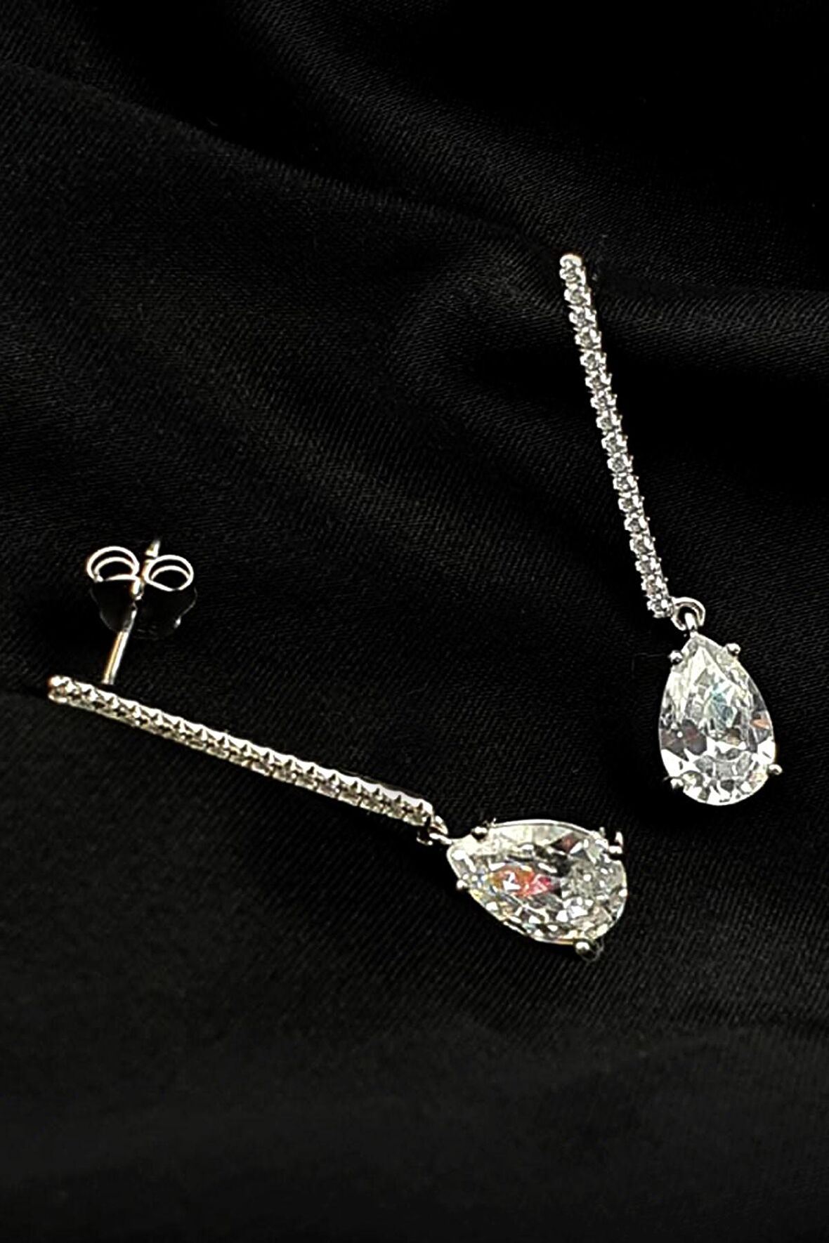 SKY DIAMOND gümüş damla küpe