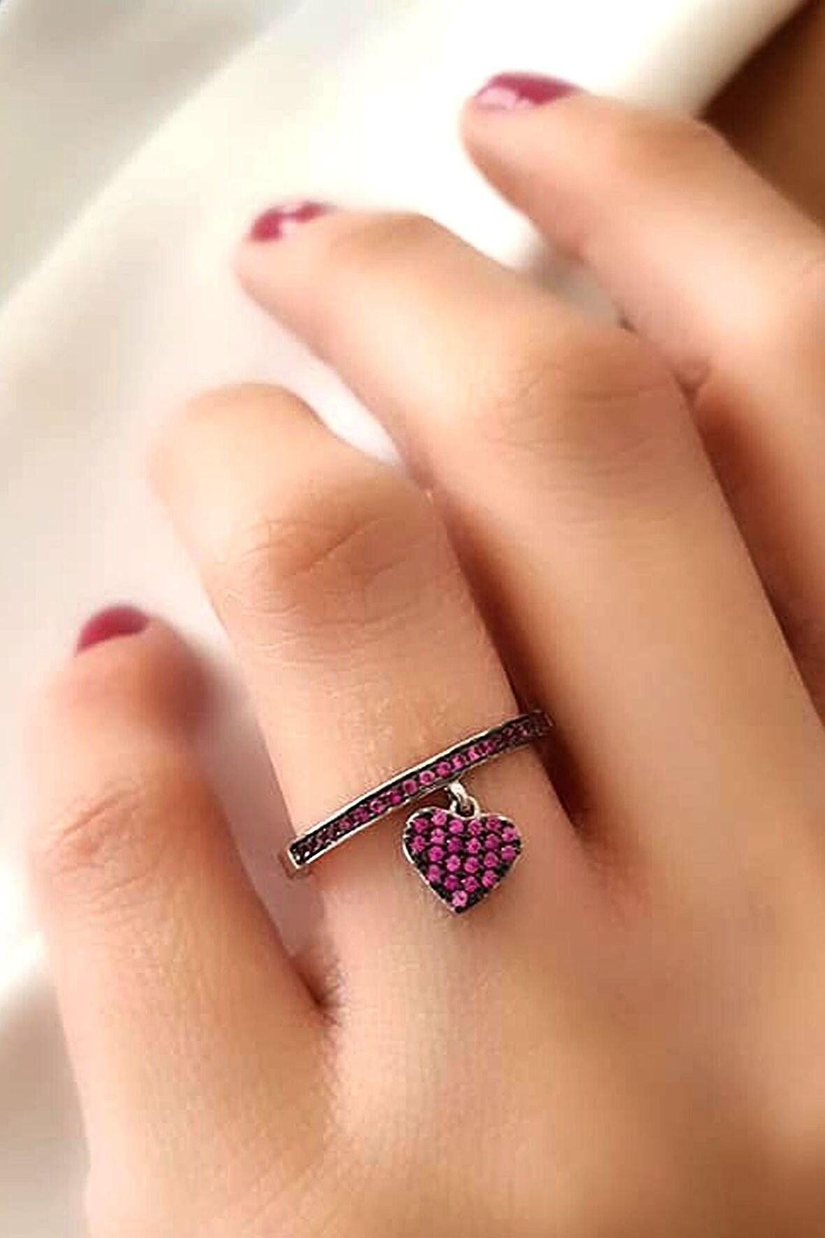 Pembe zirkon tasli kalpli gümüş yüzük