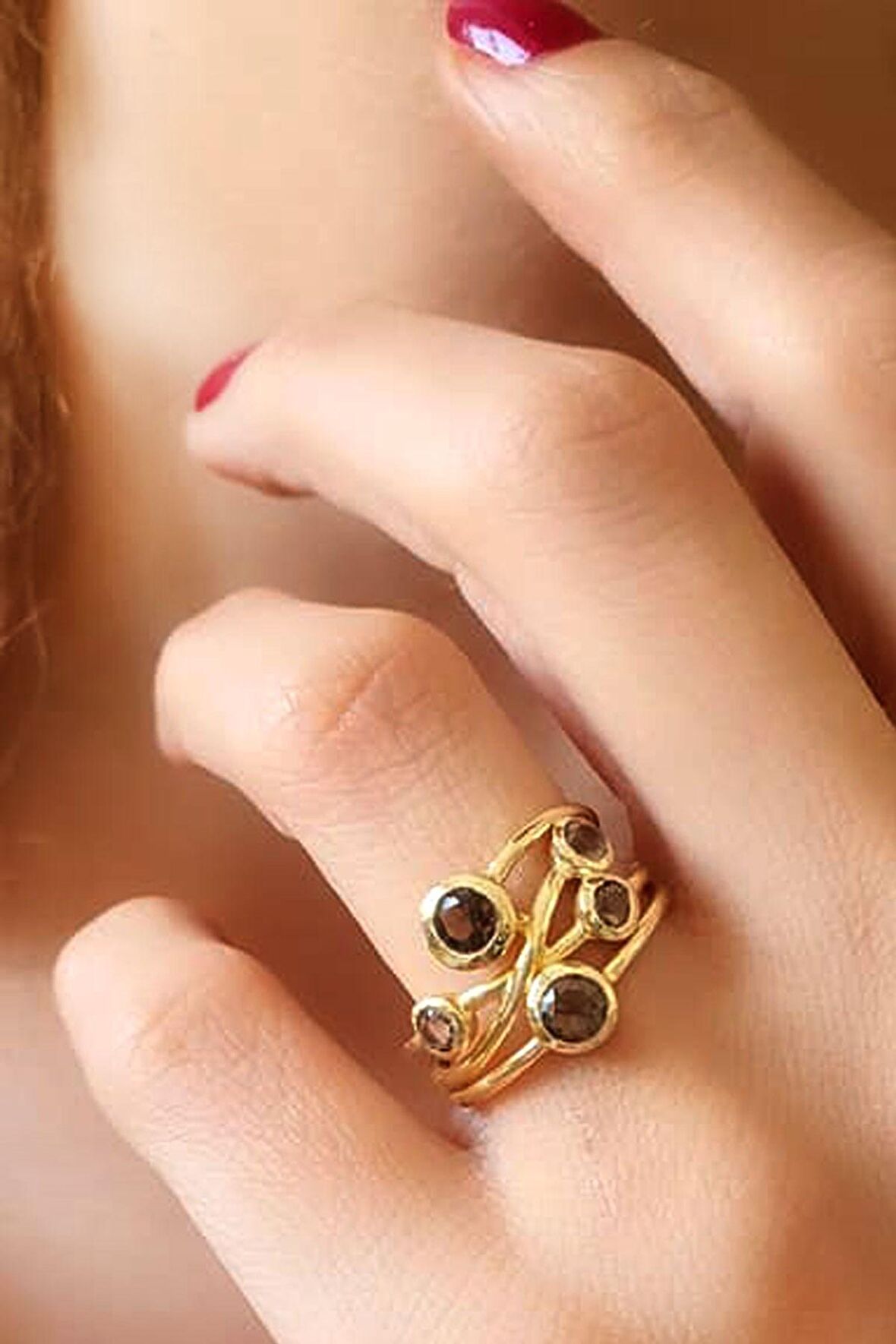 Dumanlı kuvars taşlı gümüş altın kaplama el isi yüzük 