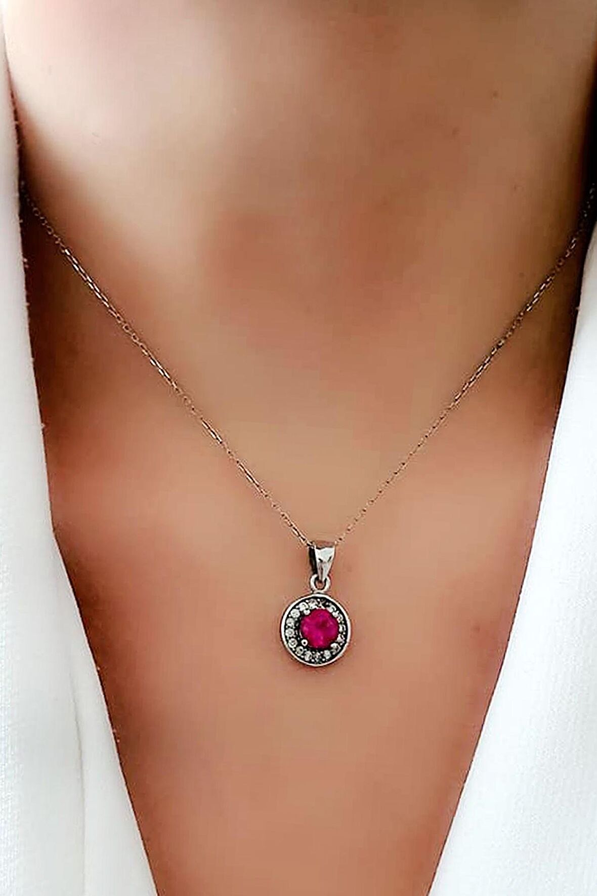 pembe zirkon taşlı gümüş kolye 