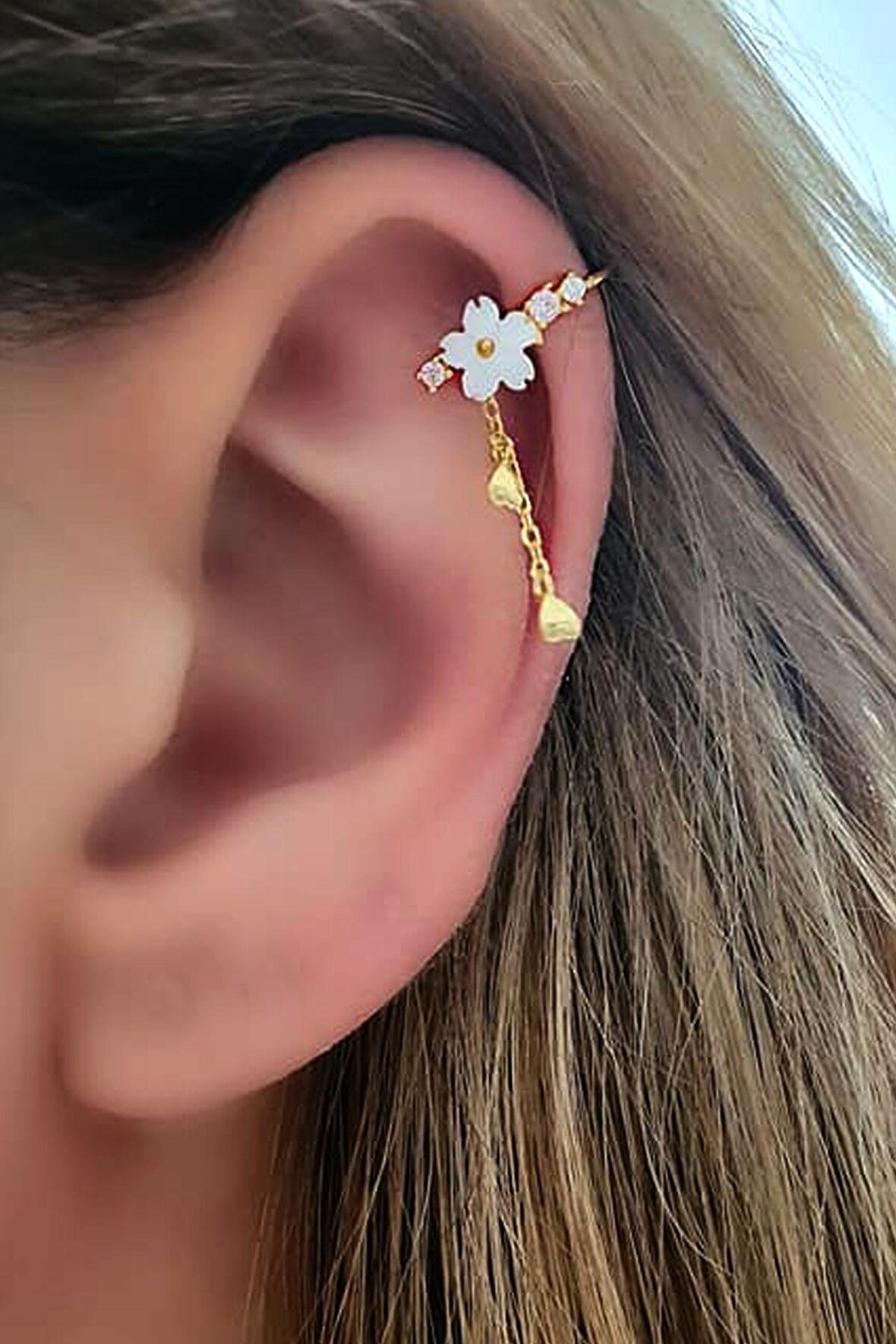 Hem earcuff hemde sıkıştırmalı kıkırdak küpesi el isi manolya gümüş altın kaplama  tek küpe