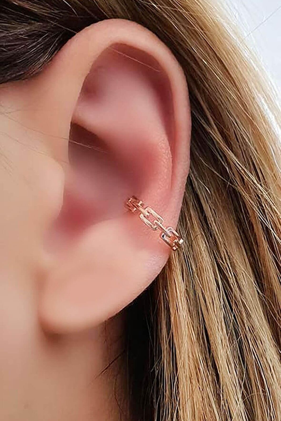 Gümüş üzerine rose  altın kaplama trend kıkırdak küpe